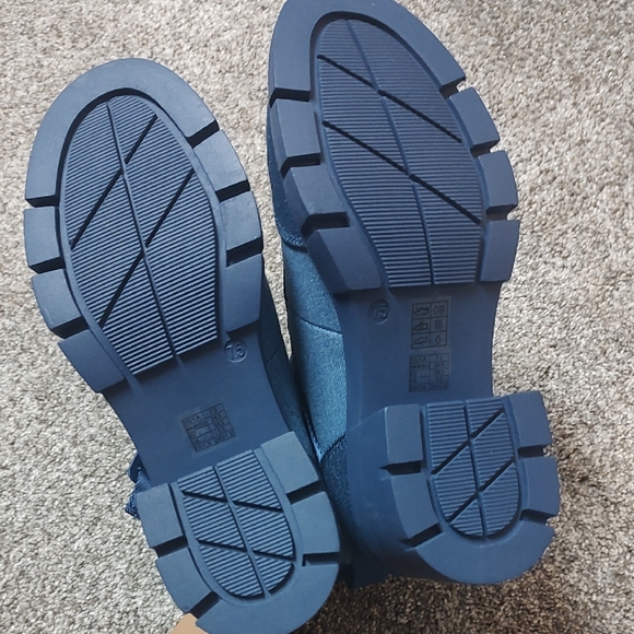 Stylish Blue Combat & Moto Winter Chunky Boots - Picture 5 of 7